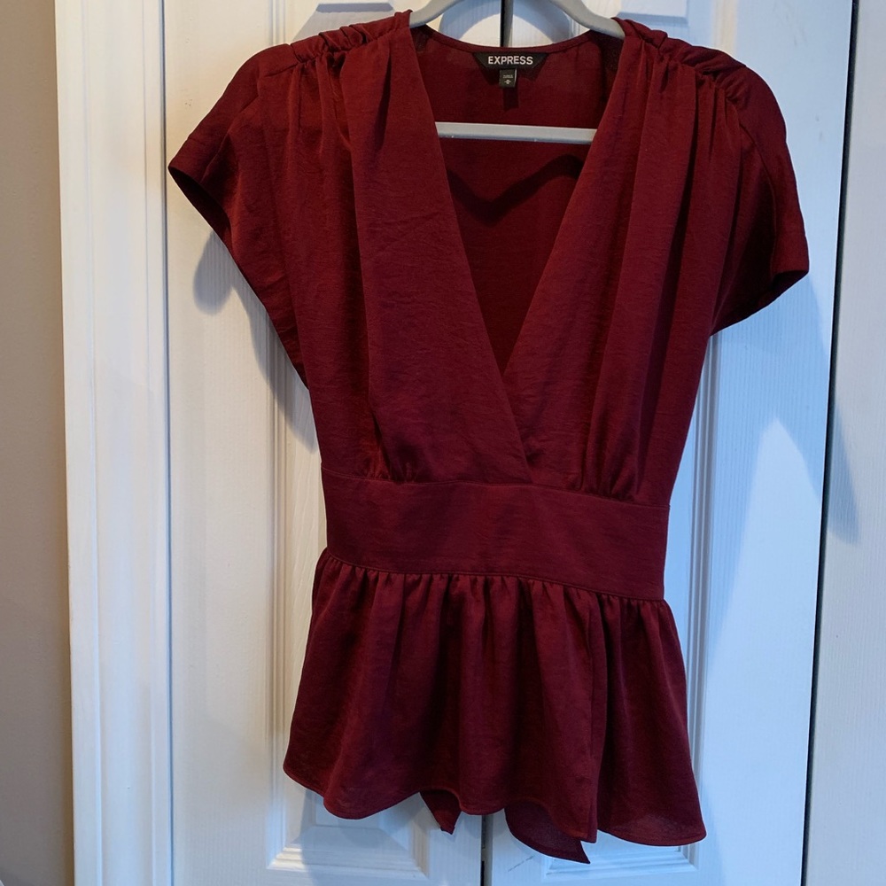 Pretty brick reddish blouse!